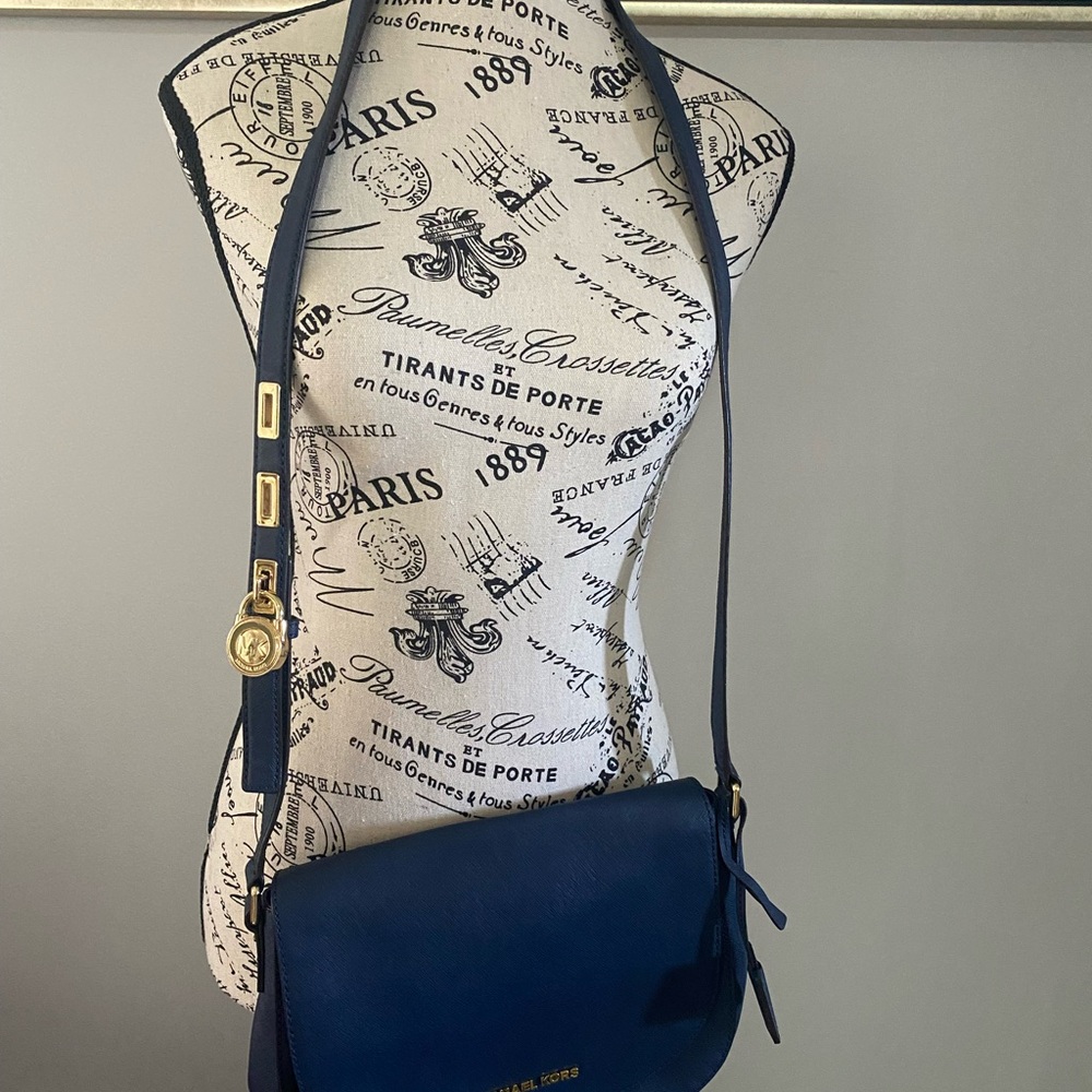 Michael Kors Dark Blue Hamilton Crossbody Bag with Gold Details - Picture 2 of 16